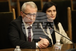 Парламент - работно съвещание - Николай Денков