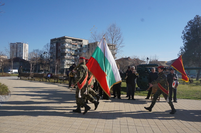 Областният управител на област Хасково Гинка Райчева участва в отбелязването на 120 - годишнината от основаването на Осма пехотна тунджанска дивизия