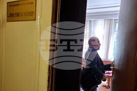 Парламент - кулоари - Тошко Йорданов