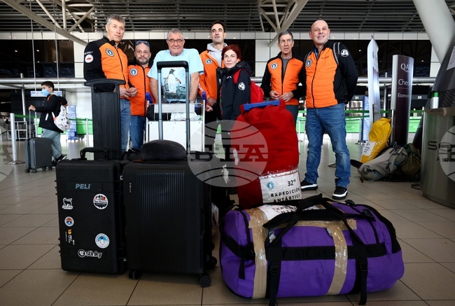 Летище София - Национална антарктическа експедиция