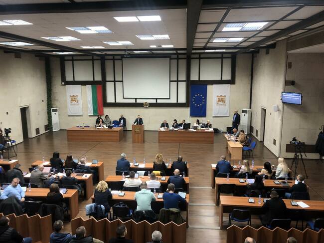С деветнадесет щата е намалена числеността на общинската администрация в Благоевград