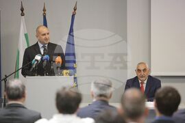 Румен Радев - Технически университет - посещение