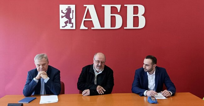 Коалиция “ЛЕВИЦАТА!”: Румен Петков за водно-въздушния модел на Шенген: Провал на българската дипломация