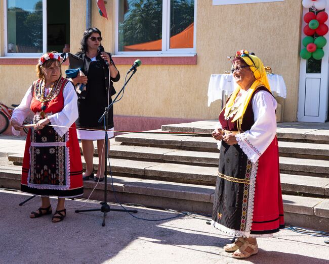 С красиво тържество пенсионерите от Каварненско се настаниха в новия си дом