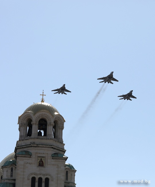 С открит летателен ден българските Военновъздушни сили ще отбележат 110-ата годишнина от първия боен полет 