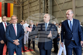 Варна - Румен Радев - кораб „Храбри“