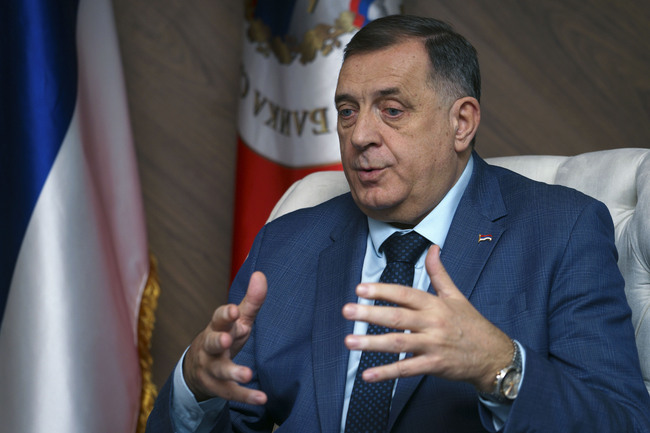 Президентът и председателят на парламента на Черна гора няма да уважат честването на Деня на Република Сръбска