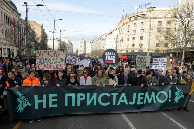 Коалицията "Сърбия срещу насилието" ще проведе протестен митинг утре в Белград пред сградата на Конституционния съд