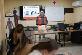 Център за обучение по първа долекарска помощ - симулационни очила