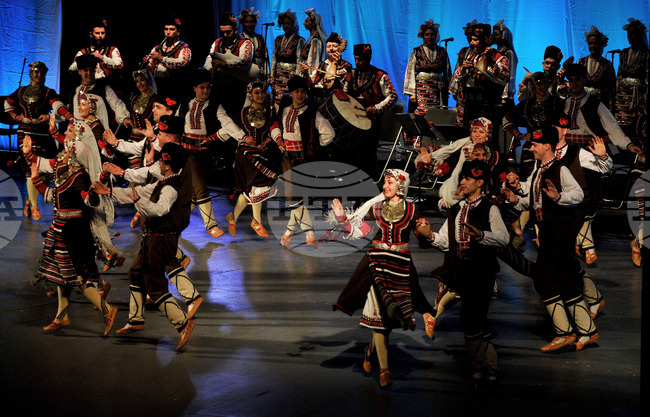 Бургас - летен театър - ансамбъл "Филип Кутев" - концерт