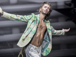 Italy Fashion Emporio Armani Mens SS 23