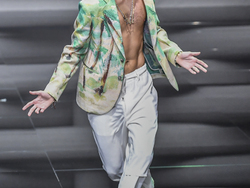 Italy Fashion Emporio Armani Mens SS 23