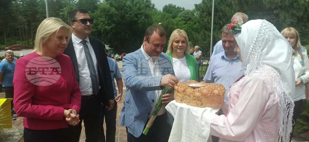 Министър Иванов: Трябва да надделее разговорът