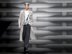 Italy Fashion Emporio Armani Mens SS 23