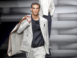 Italy Fashion Emporio Armani Mens SS 23