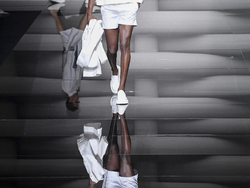 Italy Fashion Emporio Armani Mens SS 23