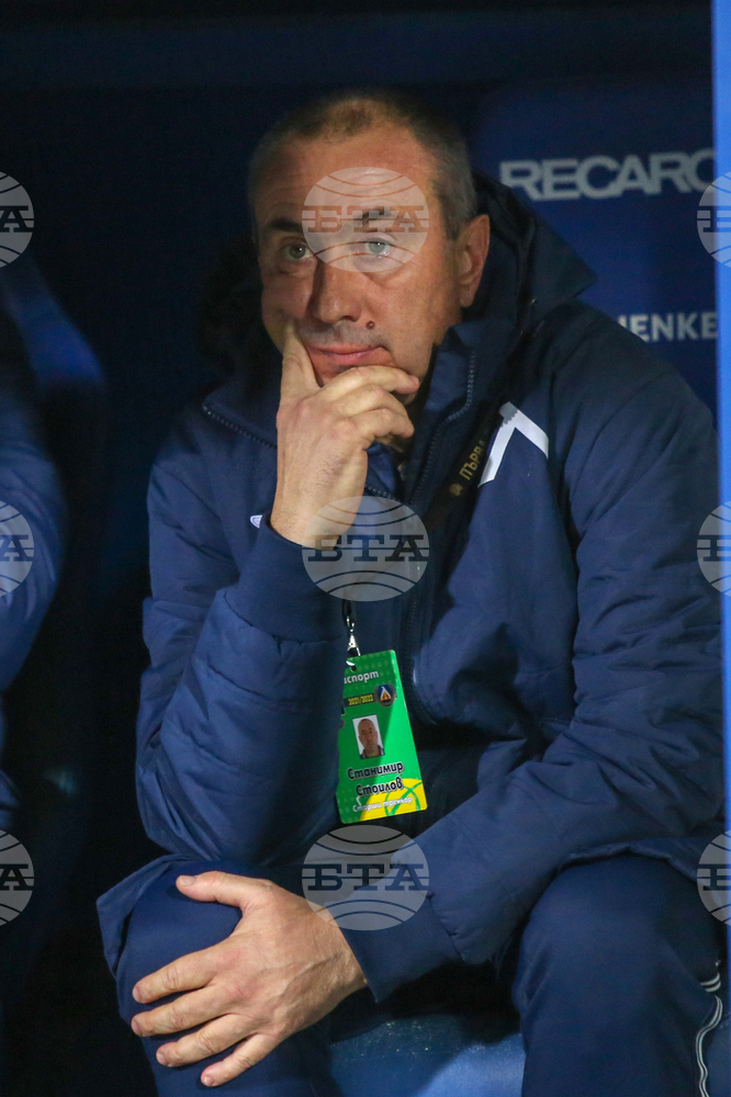 Стоилов: "Желанието ми е да играем гордо, както отива на Левски"