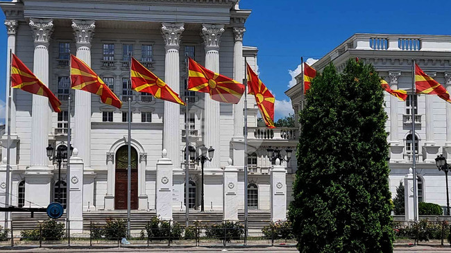 Правителството на Северна Македония одобри 10 000 разрешителни за работа в страната на чужденци 