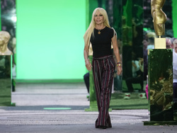 Italy Fashion Versace Mens SS 23