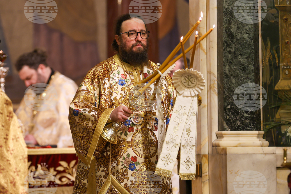 Патриаршеска катедрала „Свети Александър Невски“ - Света Василиева литургия