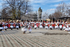 Петрич - фолклор - маскарадни игри