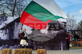 Петрич - фолклор - маскарадни игри