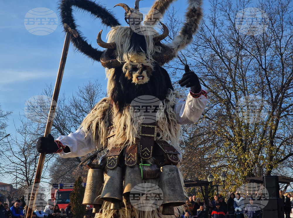 Петрич - фолклор - маскарадни игри