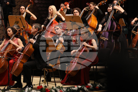 Празничен новогодишен концерт