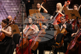 Празничен новогодишен концерт