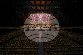 Празничен новогодишен концерт