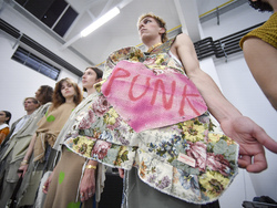 Italy Fashion Simon Cracker Mens SS 23