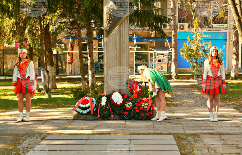 С възпоменателна церемония в Кубрат отбелязаха годишнината от гибелта на Левски