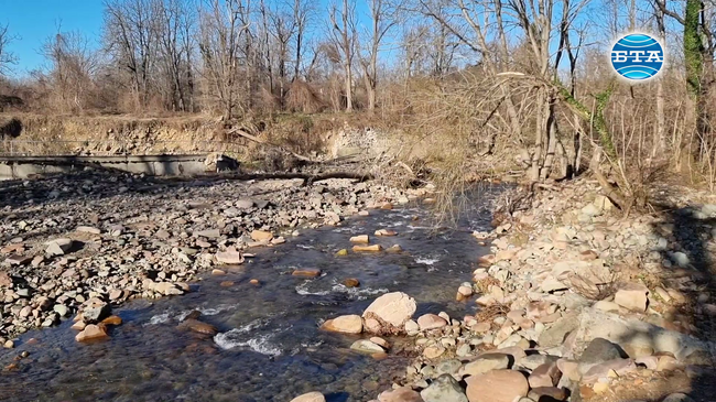 Община Вършец очаква средства за възстановяване корекцията на река Ботуня, която беше отнесена при наводнение през 2022 г.