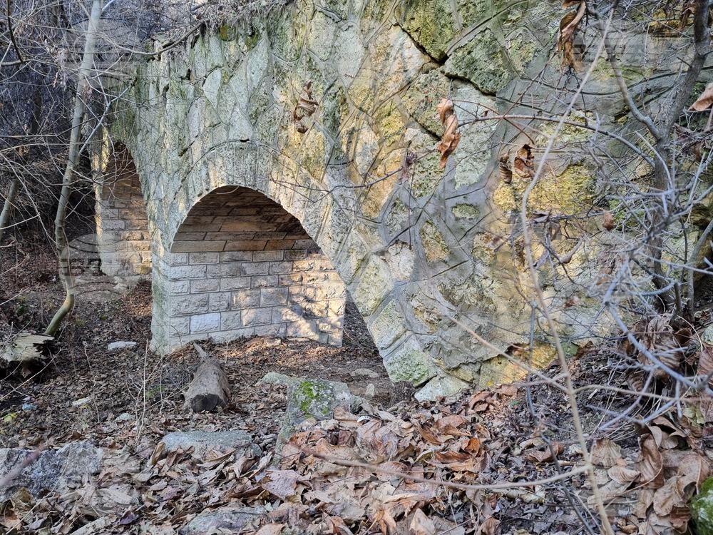 Варна - каменен мост - забележителност