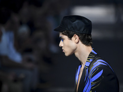 Italy Fashion Moschino Mens SS 23