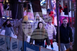 Ледена пързалка