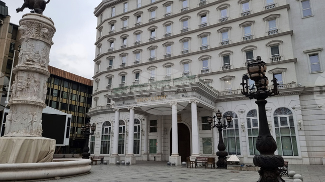 ВМРО-ДПМНЕ внесе в парламента резолюция, осъждаща "манипулациите на опозицията" и потвърждаваща политиките срещу нелегалната миграция