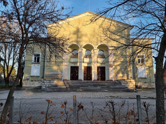 Читалището в заветското село Брестовене е светиня с над стогодишна история, казва секретарят на културната институция