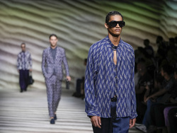 Italy Fashion Giorgio Armani Mens SS 23