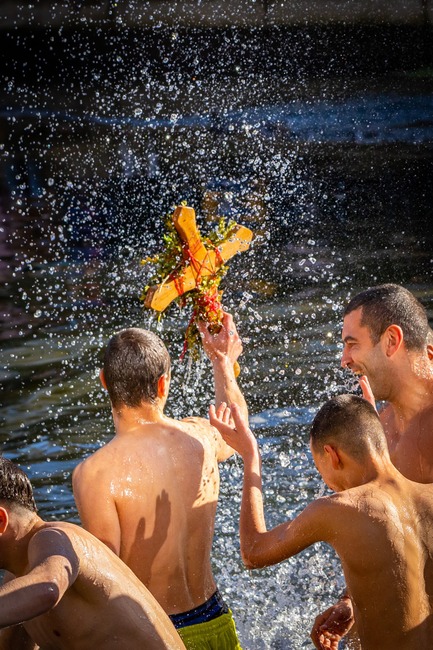 Йордановден в Троян ще бъде отбелязан с водосвет, литийно шествие и ритуално хвърляне на богоявленския кръст