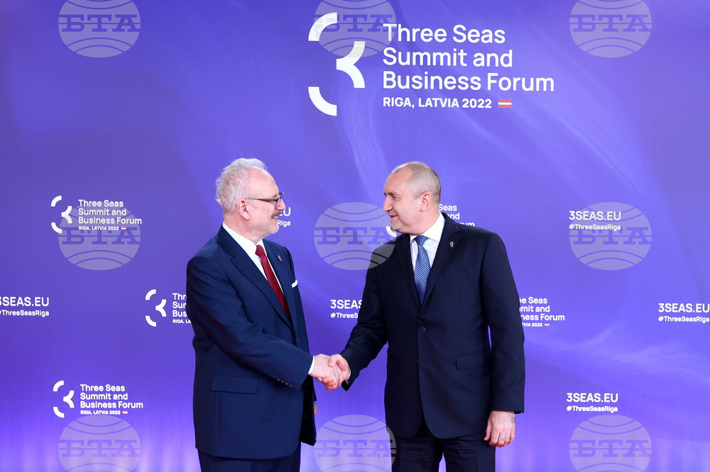 Латвия - Румен Радев - посещение