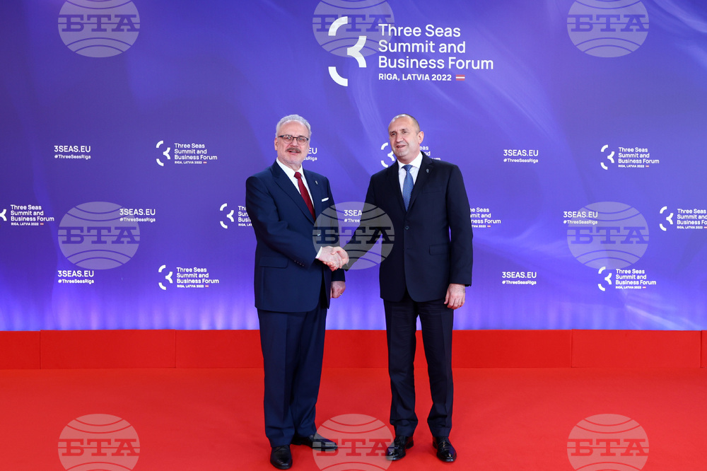 Латвия - Румен Радев - посещение