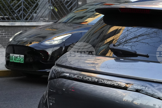 Би Уай Ди изпълни целта си за продажби и е напът да изпревари "Tesla" като най-големия производител на електромобили