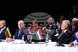 Латвия - Румен Радев - Три морета