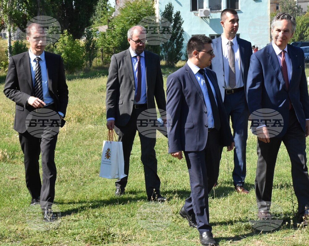 Видин- посланик на Испания - училище на Фондация „Реал Мадрид“