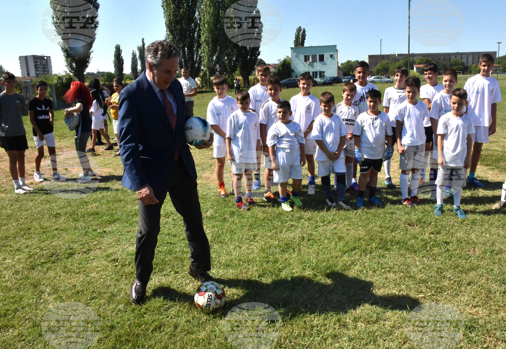 Видин- посланик на Испания - училище на Фондация „Реал Мадрид“