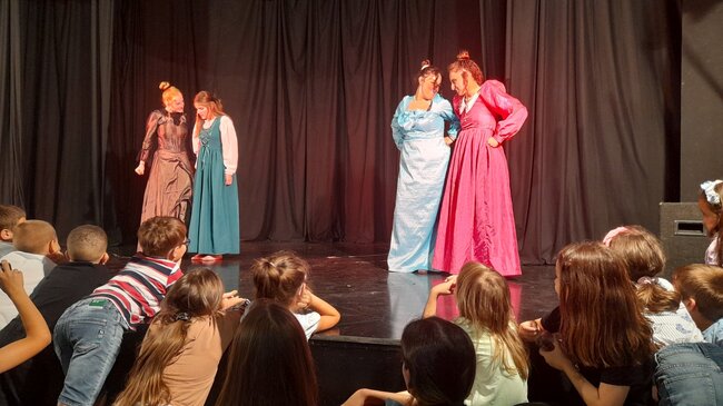 Стотици зрители бяха свидетели на таланта на деца от цяла България по време на театрално-танцовия фестивал „Талантино“