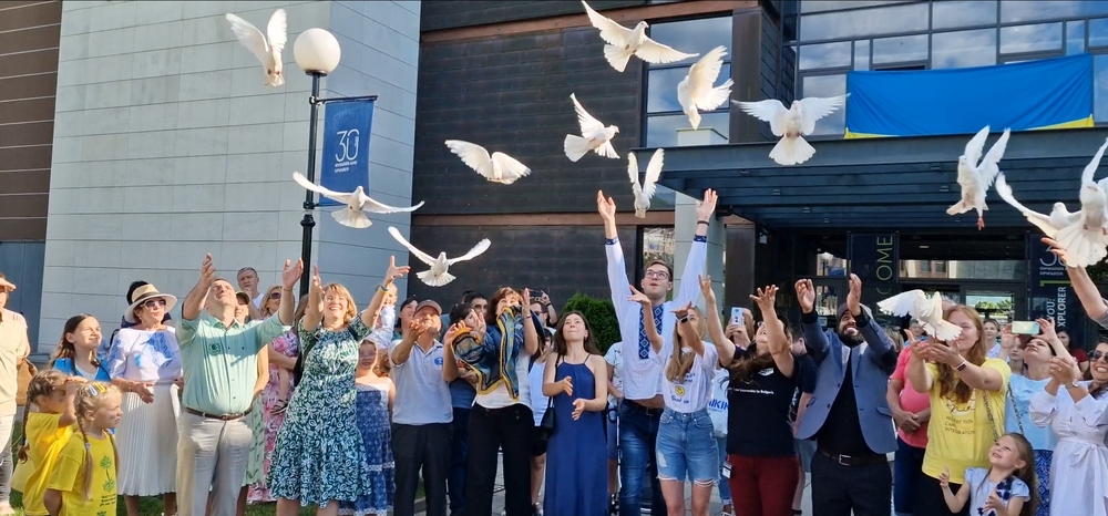 Благоевград отбеляза Световния ден на бежанците със събитието „Дом без граници“ в Американския университет