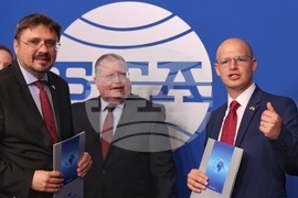 Национален пресклуб - БТА - Tazpit Press Service - споразумение - подписване
