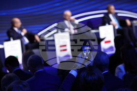 Латвия - Румен Радев - Три морета - дискусия